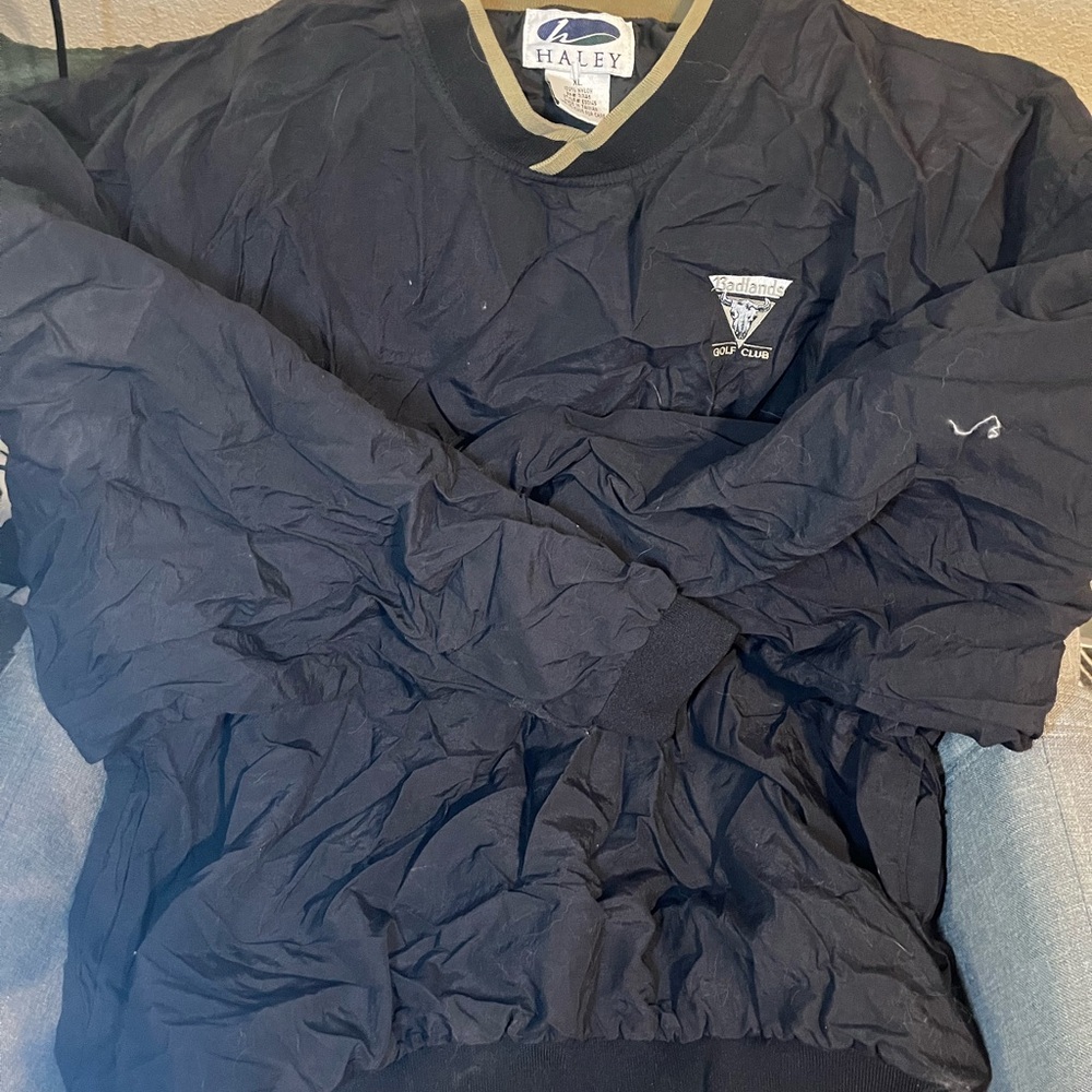 Badlands golf club pullover